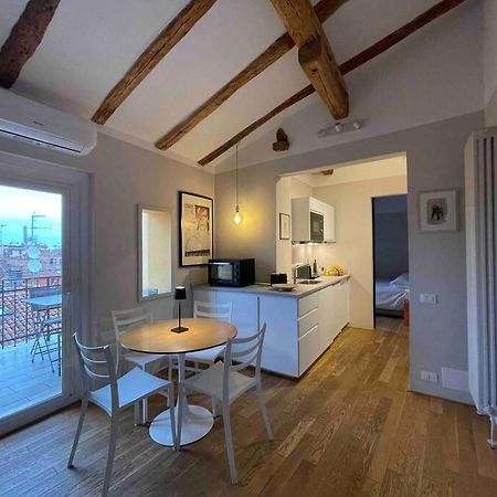 Romantic Attic Room With Panoramic View โบโลญญา ภายนอก รูปภาพ