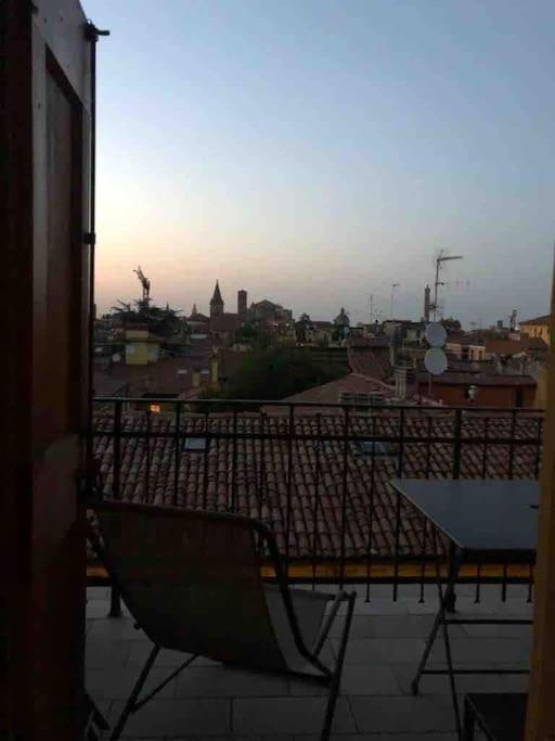 Romantic Attic Room With Panoramic View โบโลญญา ภายนอก รูปภาพ