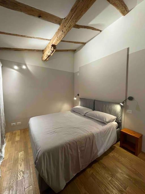 Romantic Attic Room With Panoramic View โบโลญญา ภายนอก รูปภาพ